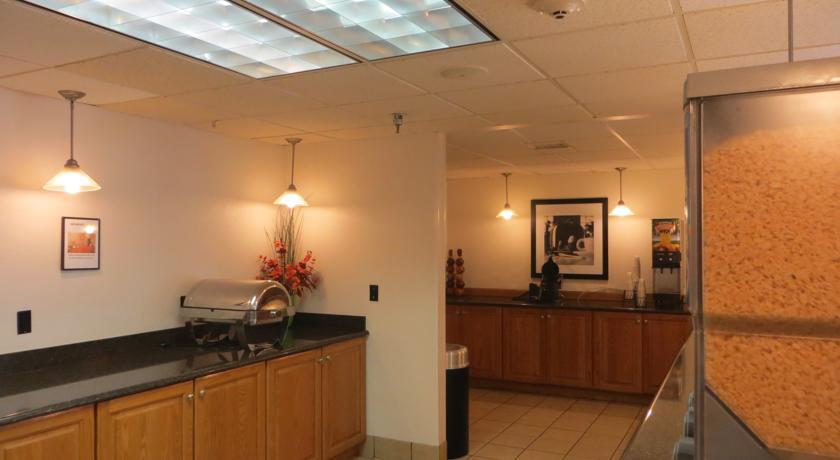Baymont Inn & Suites אומהה מראה חיצוני תמונה