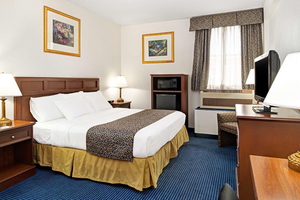 Baymont Inn & Suites אומהה מראה חיצוני תמונה
