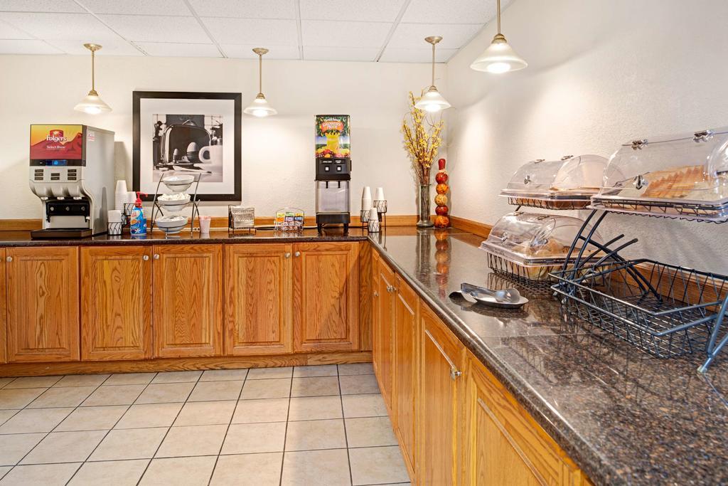 Baymont Inn & Suites אומהה מראה חיצוני תמונה